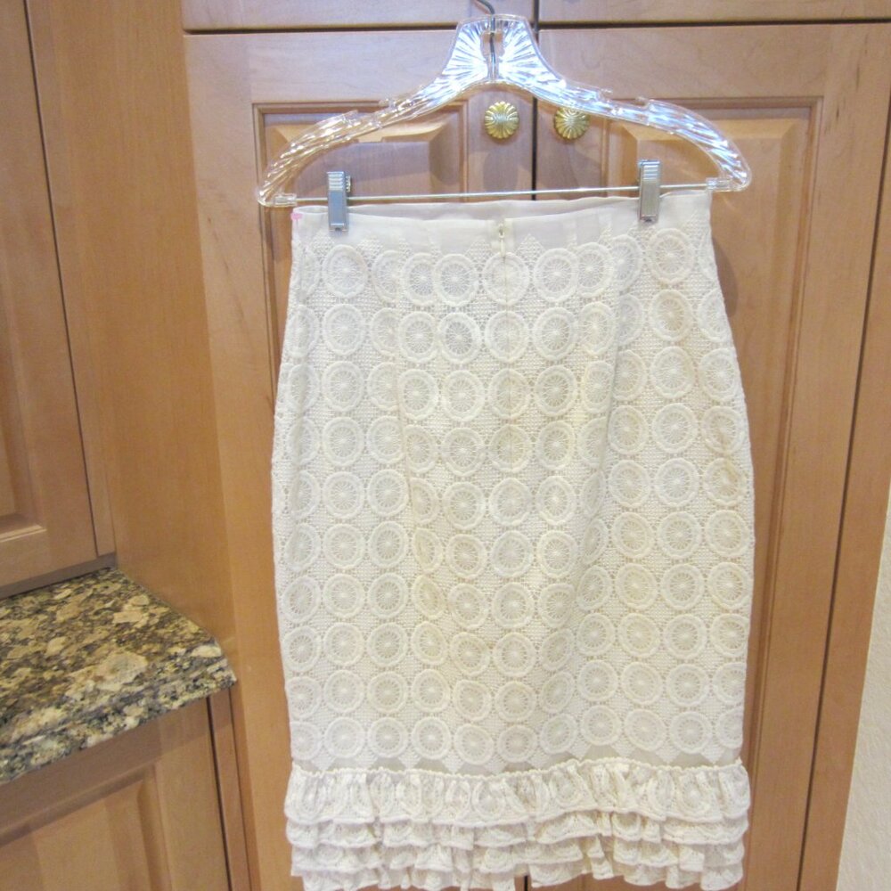 St John Couture Skirt - Picture 2 of 2